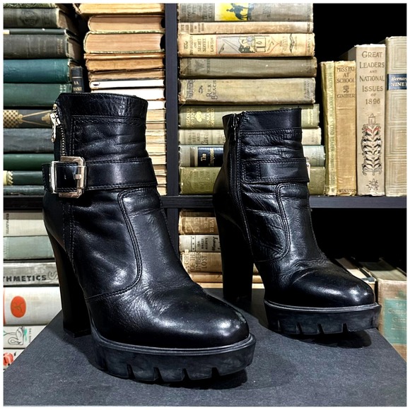 Nero Giardini Black Ankle Boots - Picture 2 of 13